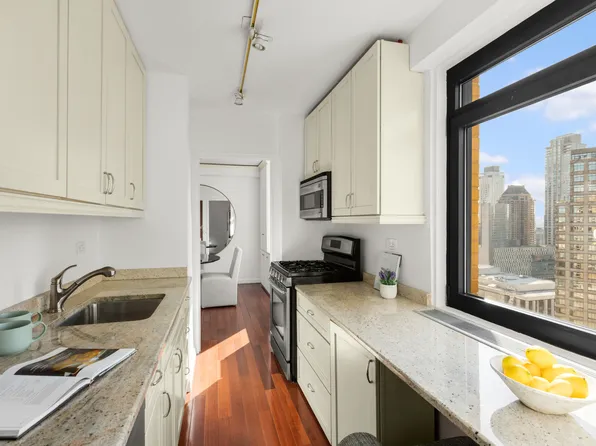 10 West 66th Street image 15 of 35