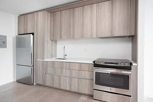 Rented by Cyberapts Management | media 16