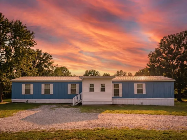 212 Virginia Cir, Cadiz, KY 42211