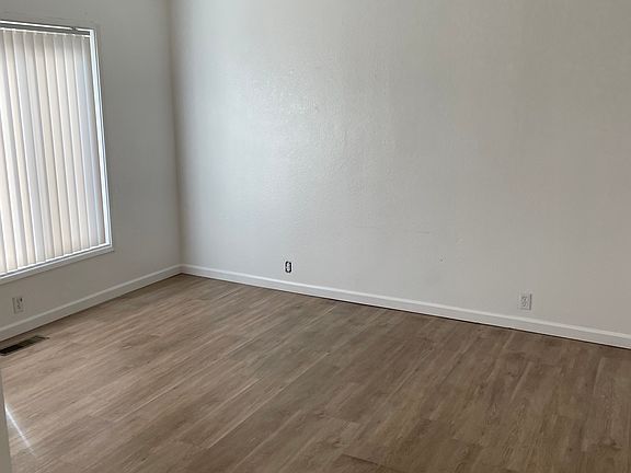 2nd image of 2723 99th Ave