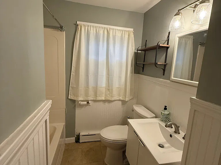9 Laurier St — Photo 7