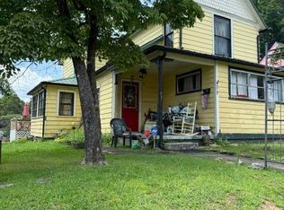 217 Walden Ave, Harriman, TN 37748