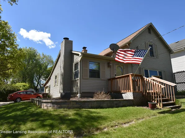 424 E Columbia St, Mason, MI 48854