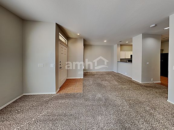 4th image of 2212 Glacier Park Ln