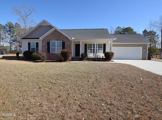 386 Pirate Cove Rd, Washington, NC 27889