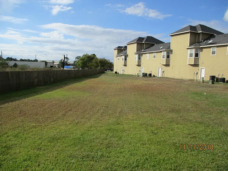 7783 Cecil Loop Ln — Photo 9
