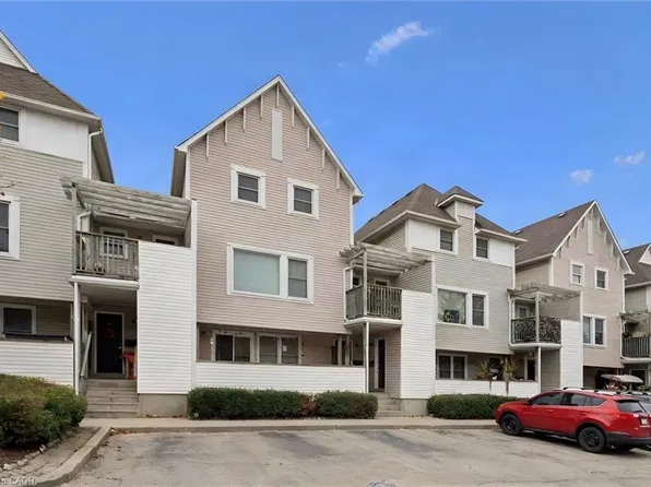 461 Beechwood Pl #47, Waterloo, ON N2T 2N8