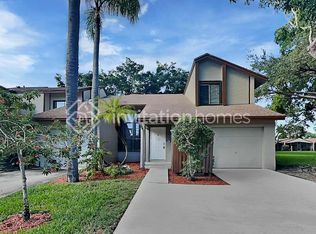 22301 Thousand Pines Ln, Boca Raton, FL 33428