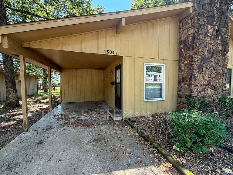 3304 E Portland St #B — Photo 2
