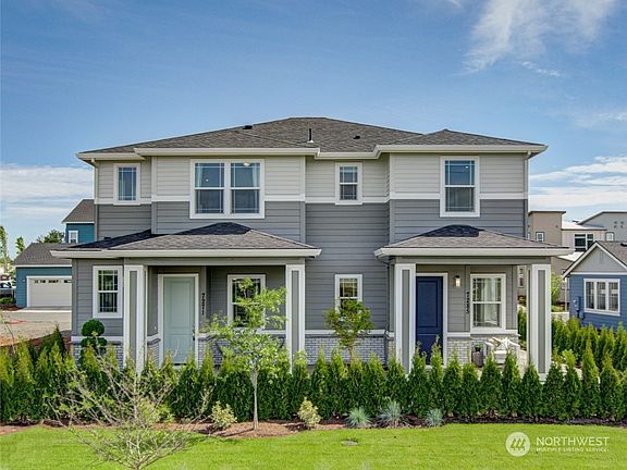 2nd image of 15527 207th Avenue E #171