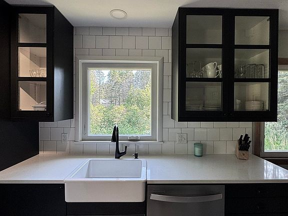 5th image of 5412 Vista Ln