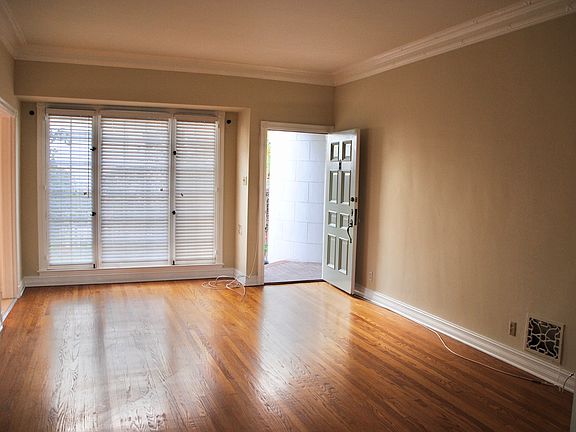 5th image of 1301 N Alta Vista Blvd #1303