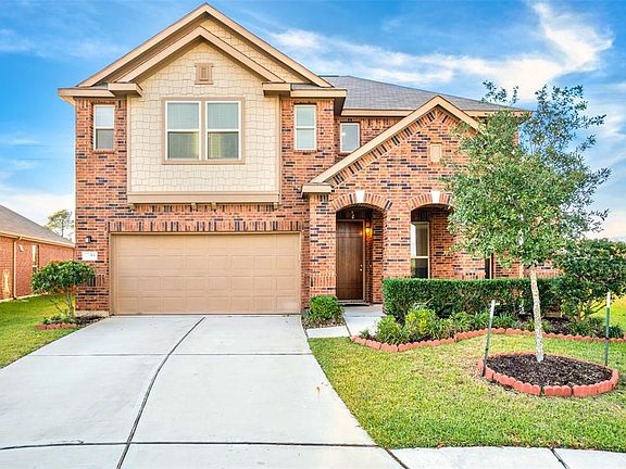 3rd image of 8019 Bunch Grass Ln