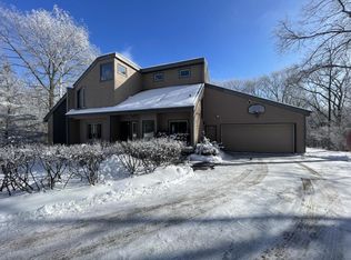 W5363 Innsbruck Rd, West Salem, WI 54669