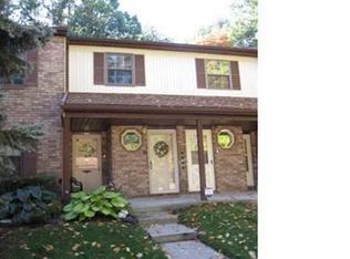 35731 Hunter Ave, Westland, MI 48185