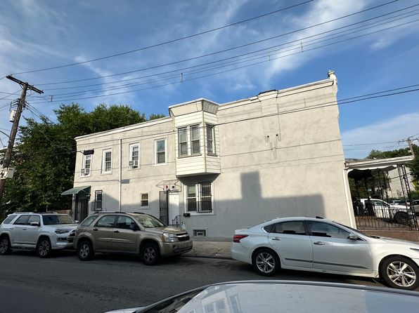 1747 W Ontario St FLOOR 2