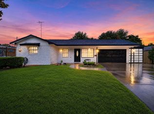 7010 Bintliff Dr #B, Houston, TX 77074