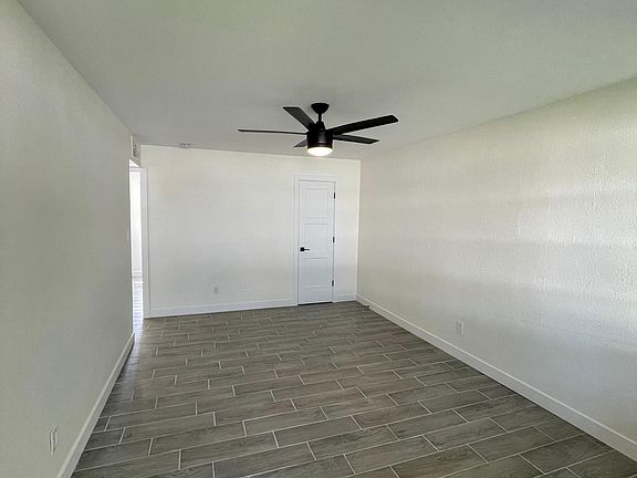 5th image of 2549 E Clarendon Ave APT 2