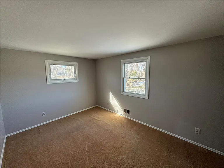 1095 Hamlin Parma Townline Rd — Photo 11