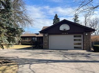 2683 Lisa Ct, Northbrook, IL