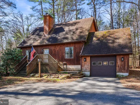 200 Boyds Hollow Rd, Biglerville, PA 17307