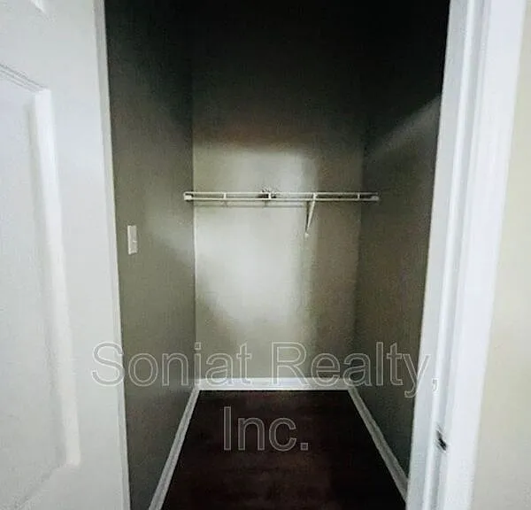 2645 N Galvez St — Photo 9