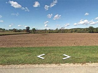 Lyonswood Dr, Hinckley, OH 44233