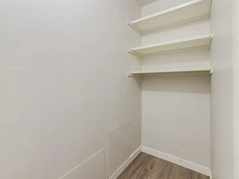 29 Spruce Ave — Photo 24