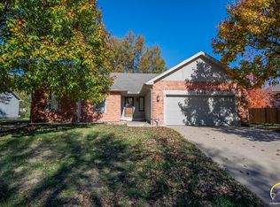 6622 SW 27th St, Topeka, KS 66614