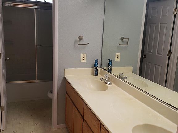 5th image of 1020 Beaver Park Way