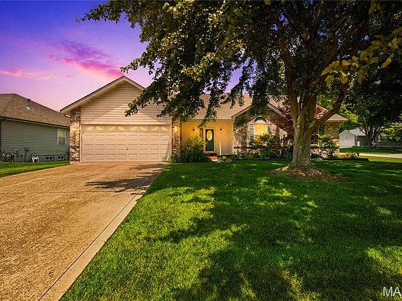 2nd image of 3808 Pine Forest Ln