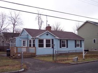 113 Lamont St, Springfield, MA 01119