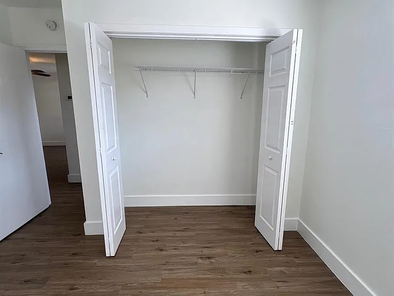 1984 SW 29th Ave #A — Photo 11