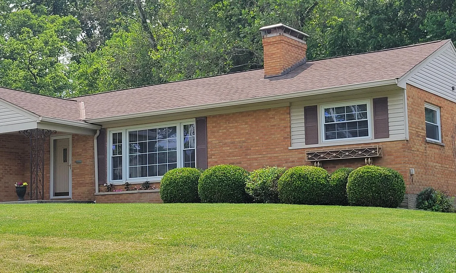 1089 Rosetree Ln — Photo 3