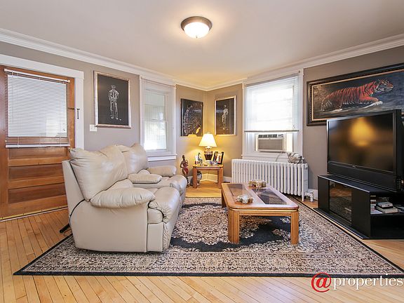 Unit 3 Living Room