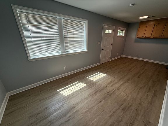 3rd image of 101 Rockett St #103