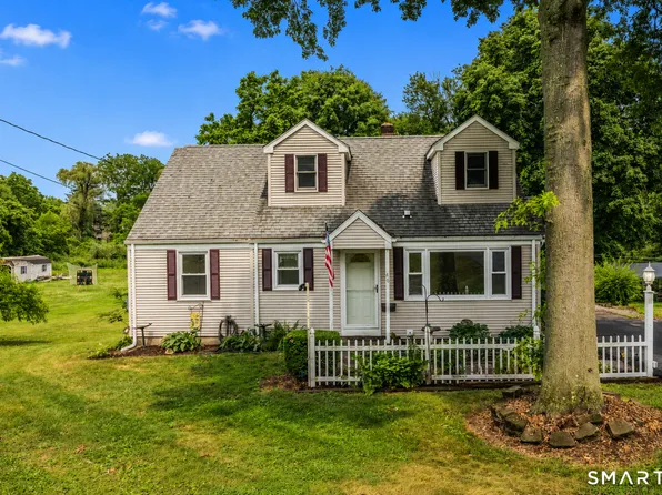 48 Peter Parley Row, Berlin, CT 06037