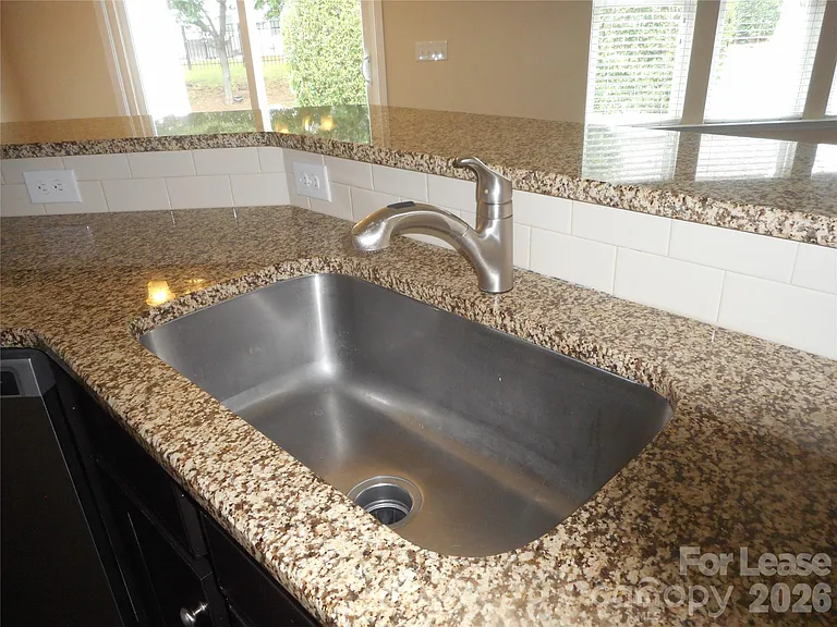 5860 Glassport Ln — Photo 23