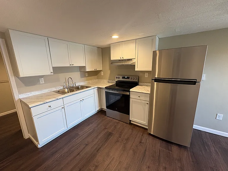 208 W Hazel Way #106 — Photo 6