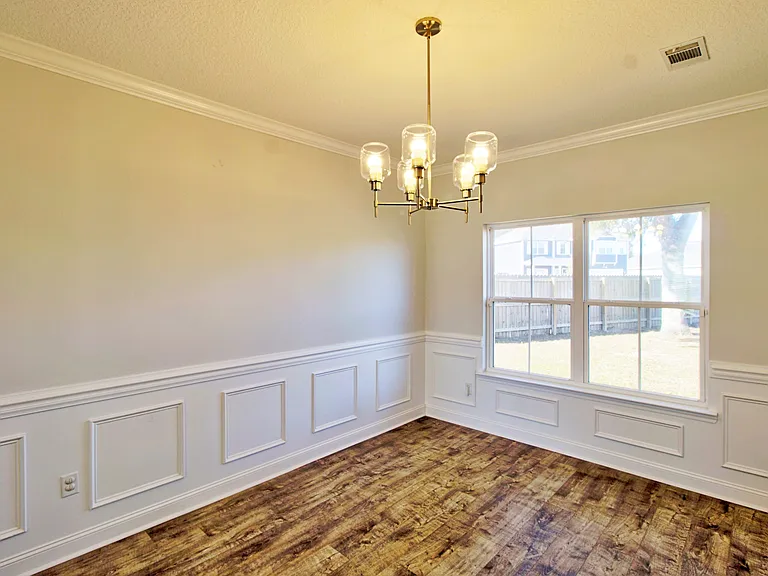 326 Fairview Cir — Photo 19