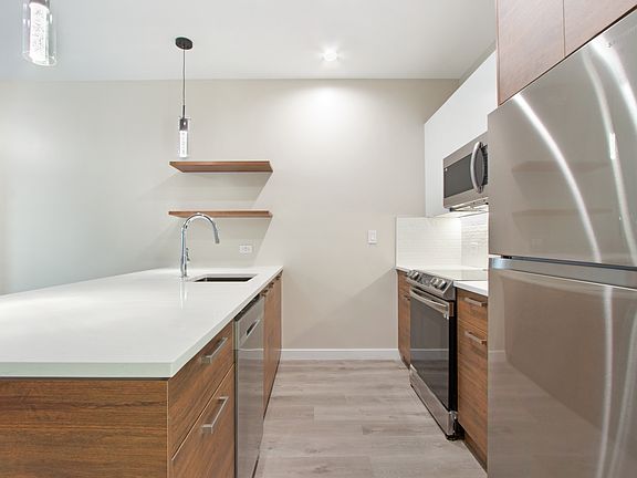 3rd image of 63 Hausman St Floor 2