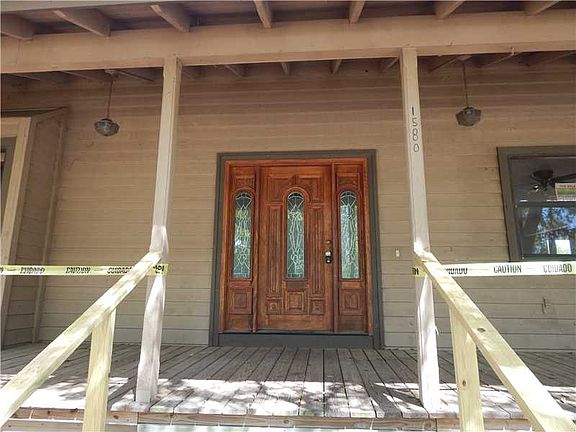 2nd image of 1580 15th St SW