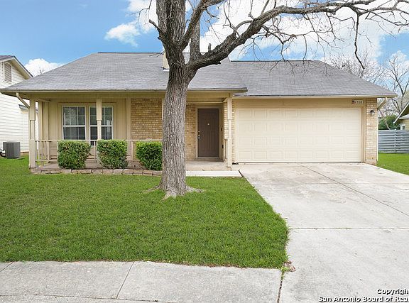 2nd image of 6931 Country Elm