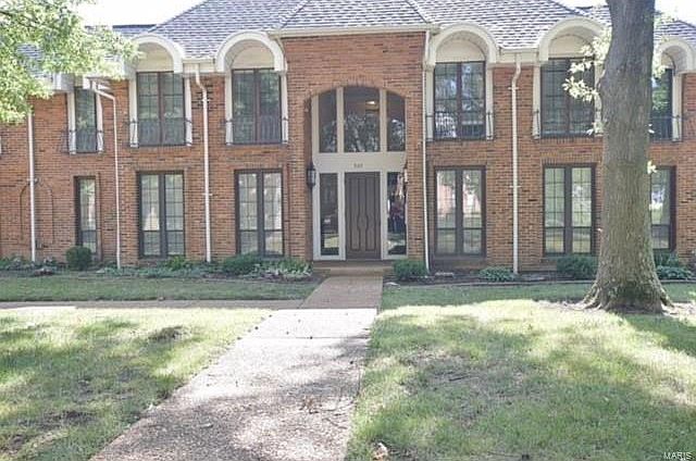 1st image of 922 Claytonbrook Dr APT 3