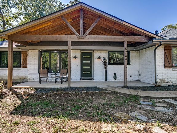 3rd image of 5704 Pecan Cir