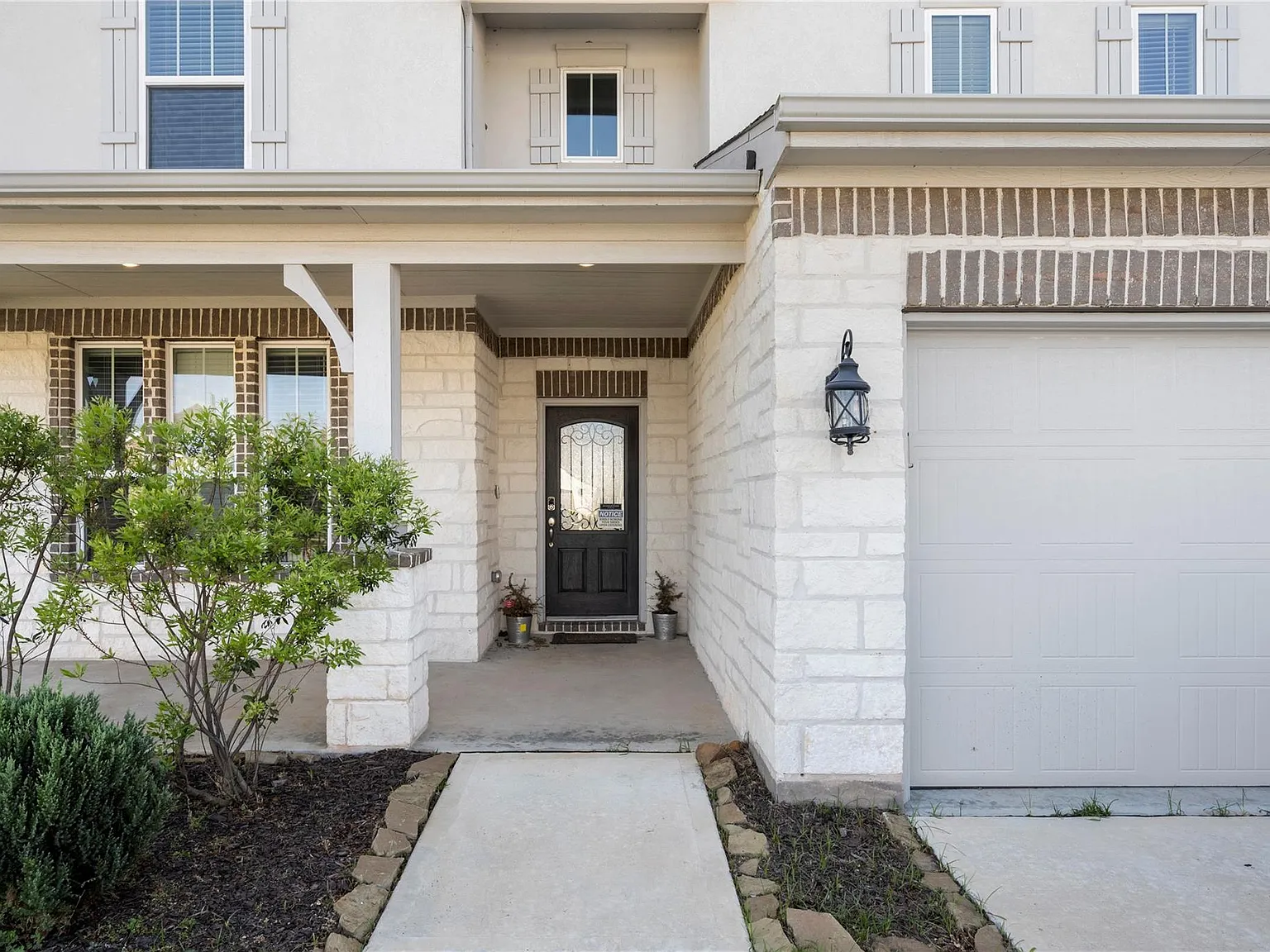 4 bed, 3.5 bath, 2526 sqft, $2,750 — Photo 2