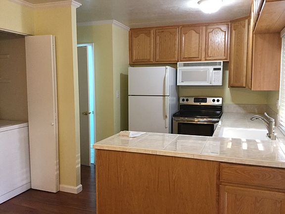 3rd image of 5474 Don Andres Way