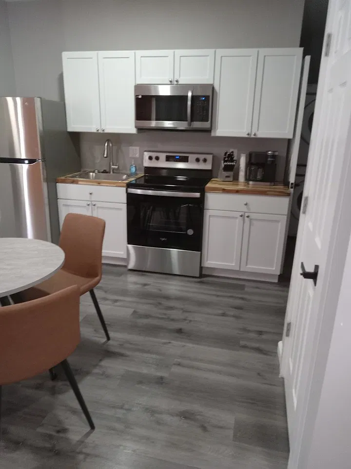 1 bed, 650 sqft, $950 — Photo 2