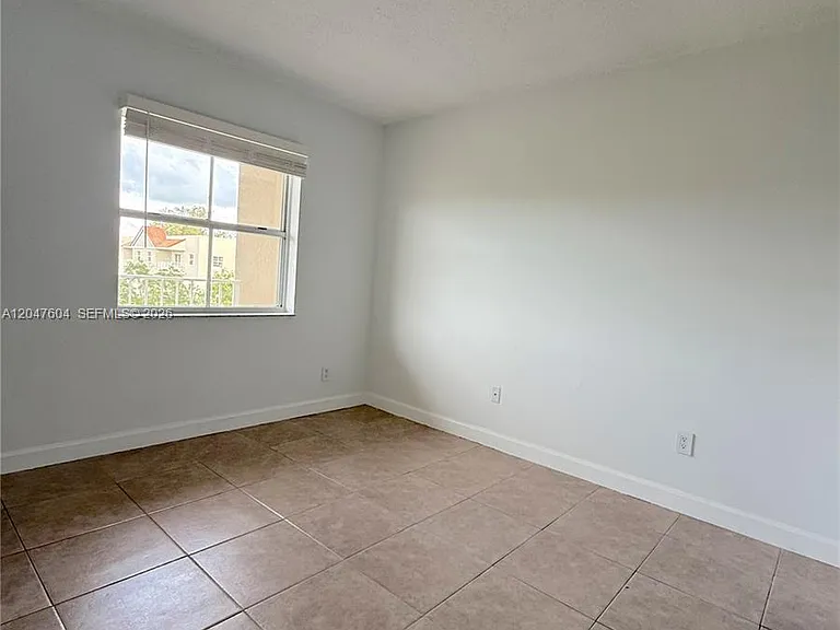 8260 SW 210th St #315 — Photo 12