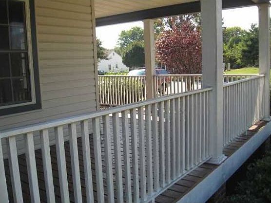 2nd image of 428 Catalpa Ave